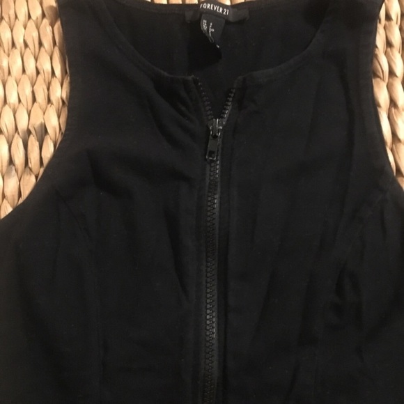 3️⃣for2️⃣5️⃣Forever21 Sleeveless Bodysuit w Zipper - Picture 2 of 6